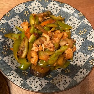 茄子とピーマンと油揚げの甘辛味噌炒め☆